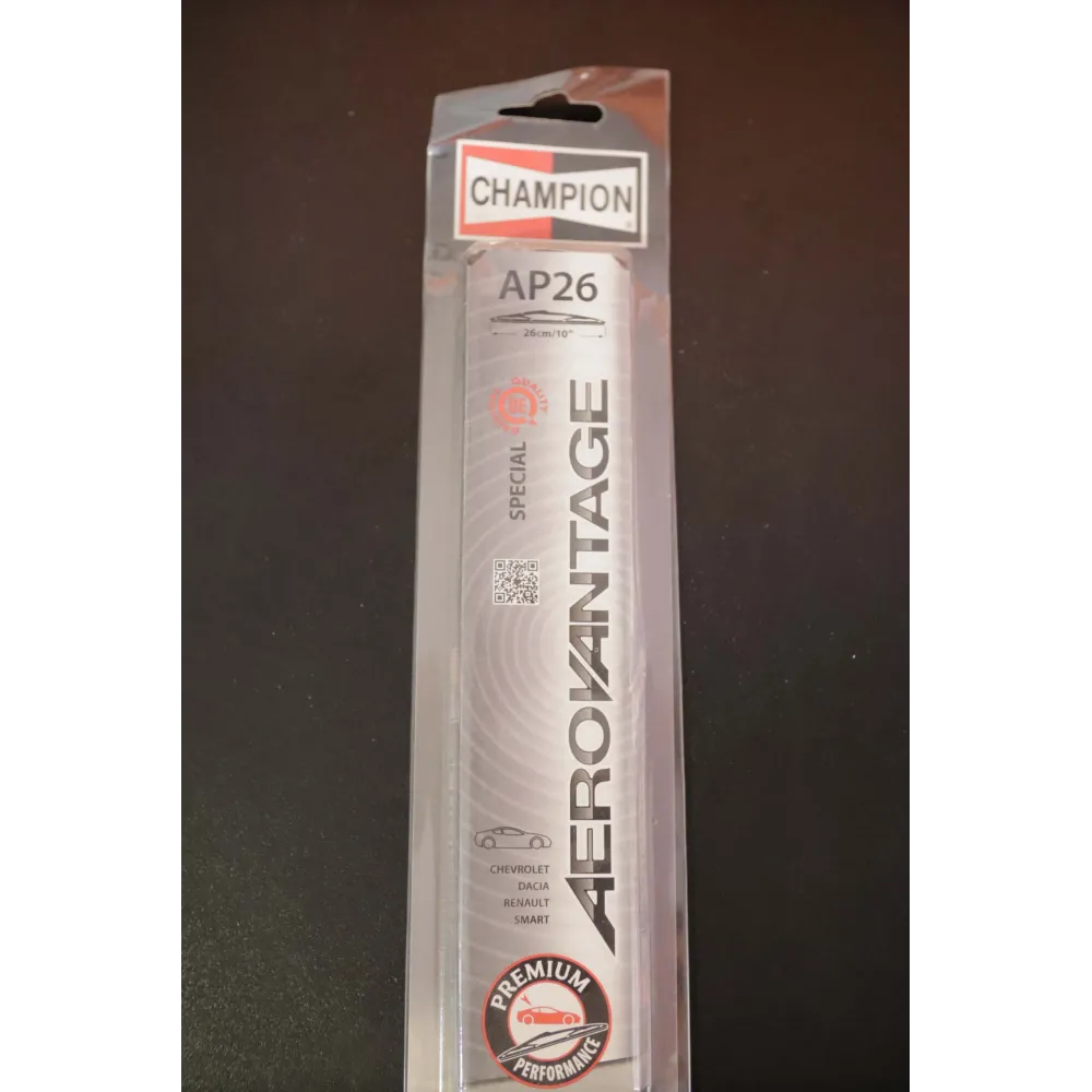AP26/B01: CHAMPION ESCOBILLA TRA PLAST. - LIQUIDACIÓN